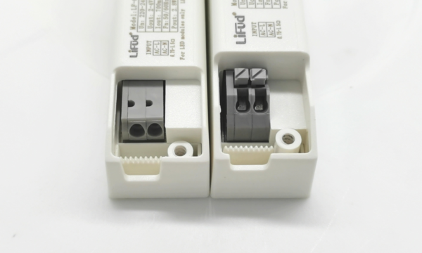 迷你灯具25mm斜径小体积电源