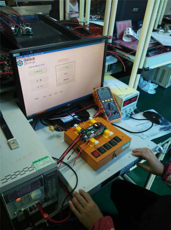 通過可編程電源組成的各類測試系統
