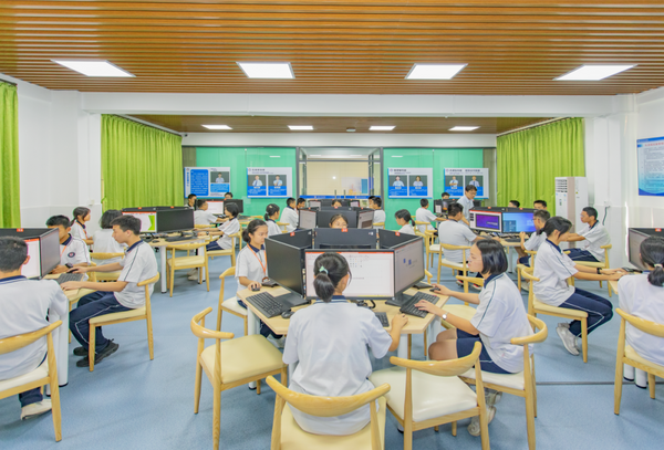 粤华高中开放日，等您来！一起揭秘名校生黑马生培养秘诀