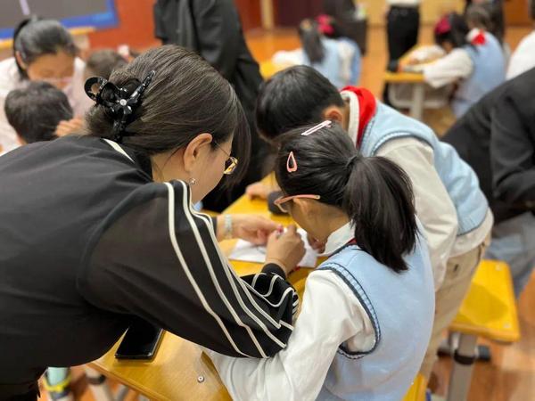 奇趣科學再次走進河北省教育廳進行示范課展演