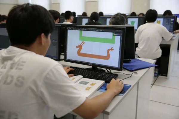 深化教育信息化在教學實踐中的融合與應用，安徽合肥技師學院打造信息化教學范例