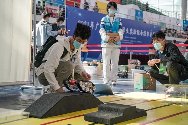 全省31所高校320支隊伍齊聚嶺南師院！ 2021年廣東省工科大學生實驗綜合技能競賽成功開賽