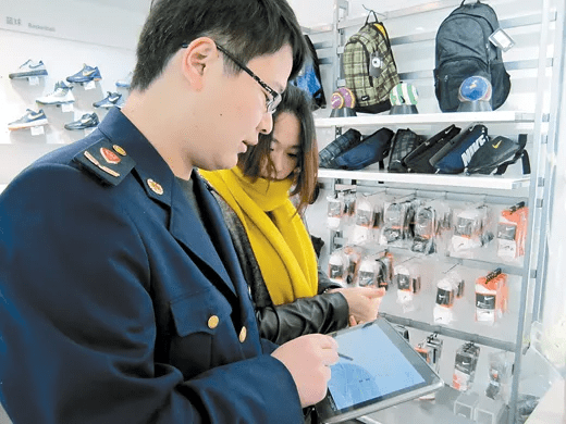 做到中國市場同類第一，聯想商用平板玩轉“定制化”靠什么？