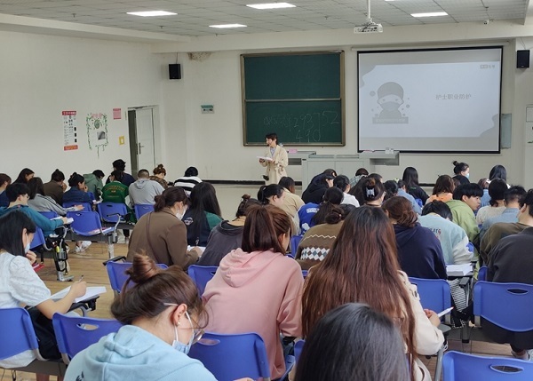 高途醫考精品教研，為護資學員保駕護航