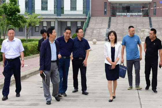 隴南師范高等?？茖W校領導全面檢查開學準備工作