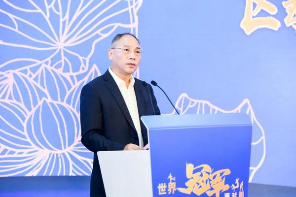 深圳羅湖區2021年未成年人關愛季暨校園羽毛球項目啟動儀式舉行