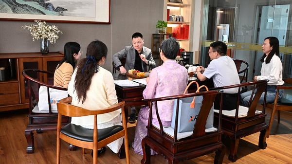 携手共进，共创未来｜上海英口传媒科技有限公司莅临江苏天源参观指导