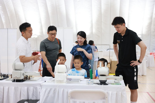 2025达罗捷派爱与童心慈善嘉年华圆满落幕