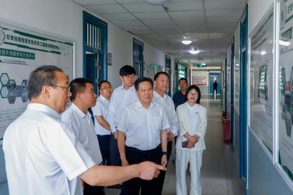 蘭州交通大學與隴西縣人民政府舉行校地合作協議簽約儀式