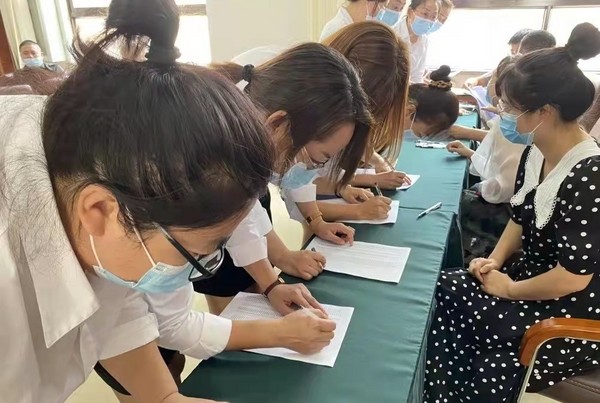 大石桥市中小学首次采用“智能阳光分班”