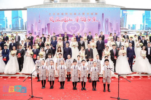 小音咖童聲合唱團參演“愛在浦江 幸福今生”活動 天籟童聲為百名抗疫新人獻祝福