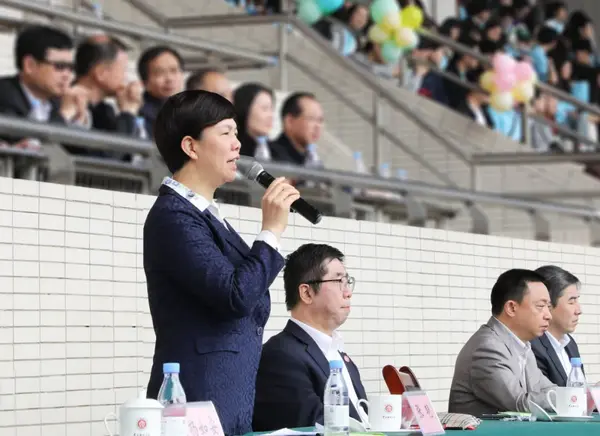 重慶師范大學舉辦第五十七屆春季田徑運動會