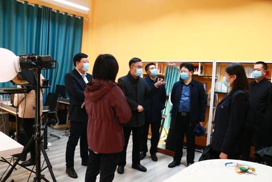 汉中市职业教育调研座谈会在陕西省商业学校召开